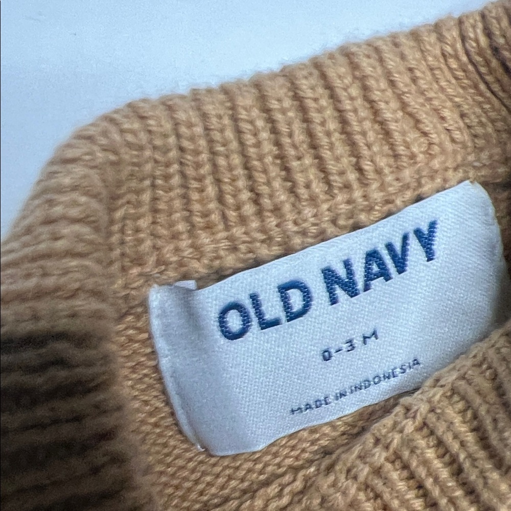 Like New - Old Navy Brown Knit Baby Footie - Picture 2 of 6